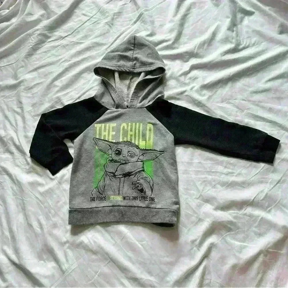Star Wars Mandalorian Grogu "The Child" Hoodie Sweatshirt Size 2T - Picture 1 of 4
